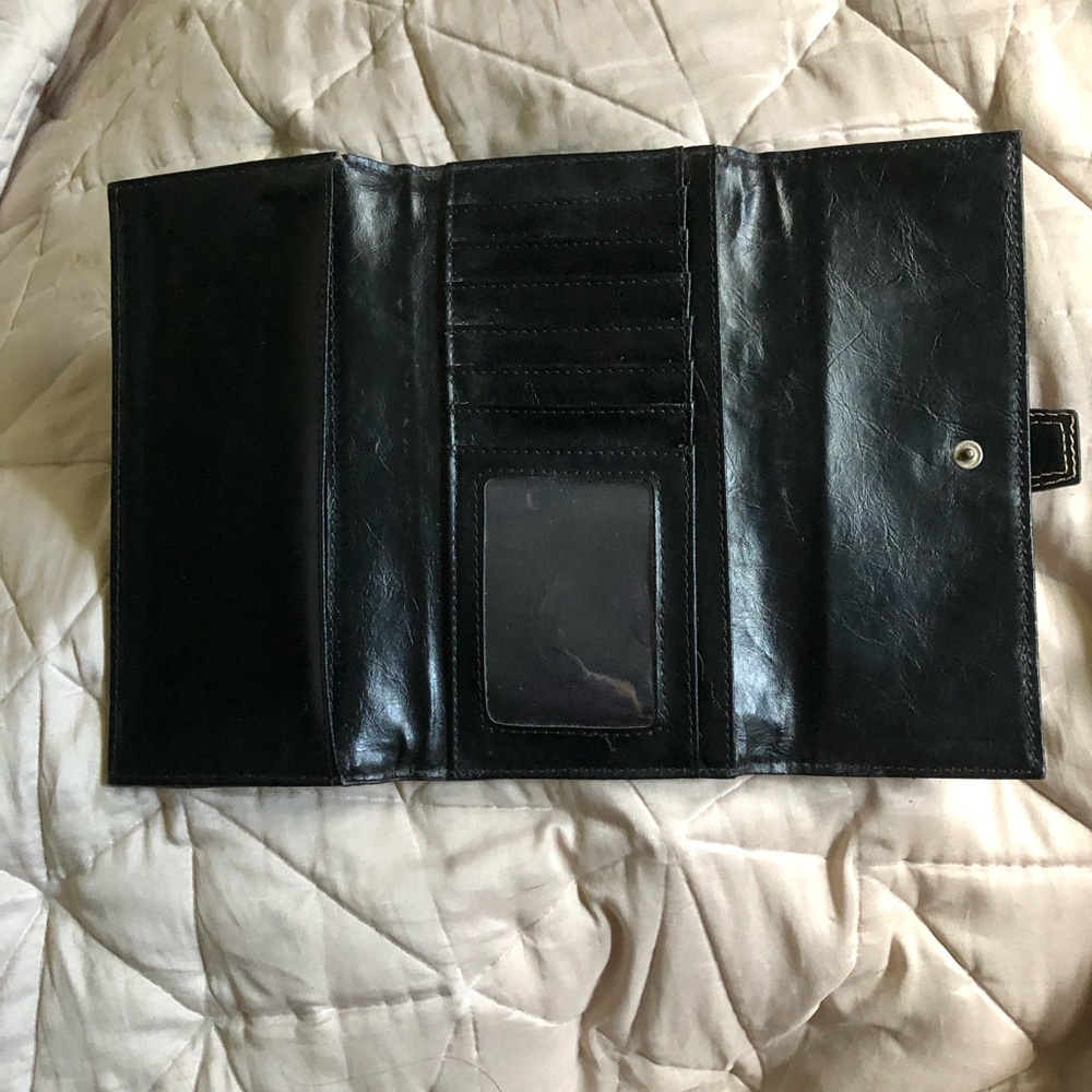 Wallet - Picture 3 of 5